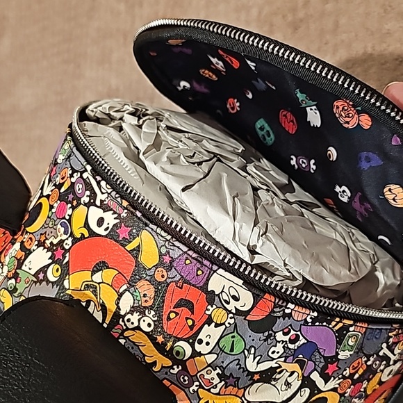 Disney Halloween Trick Or Treat Loungefly - Picture 8 of 8